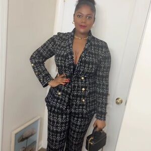 Chic Black and White Women's Pantsuit